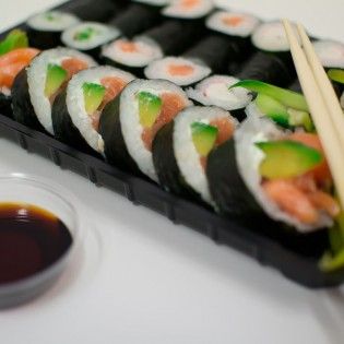 Sushi 17 pièces Foods & Racing - 1